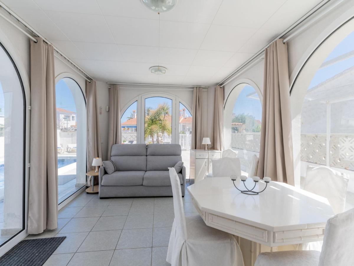 Holiday Home Roanne By Interhome Empuriabrava Exterior foto